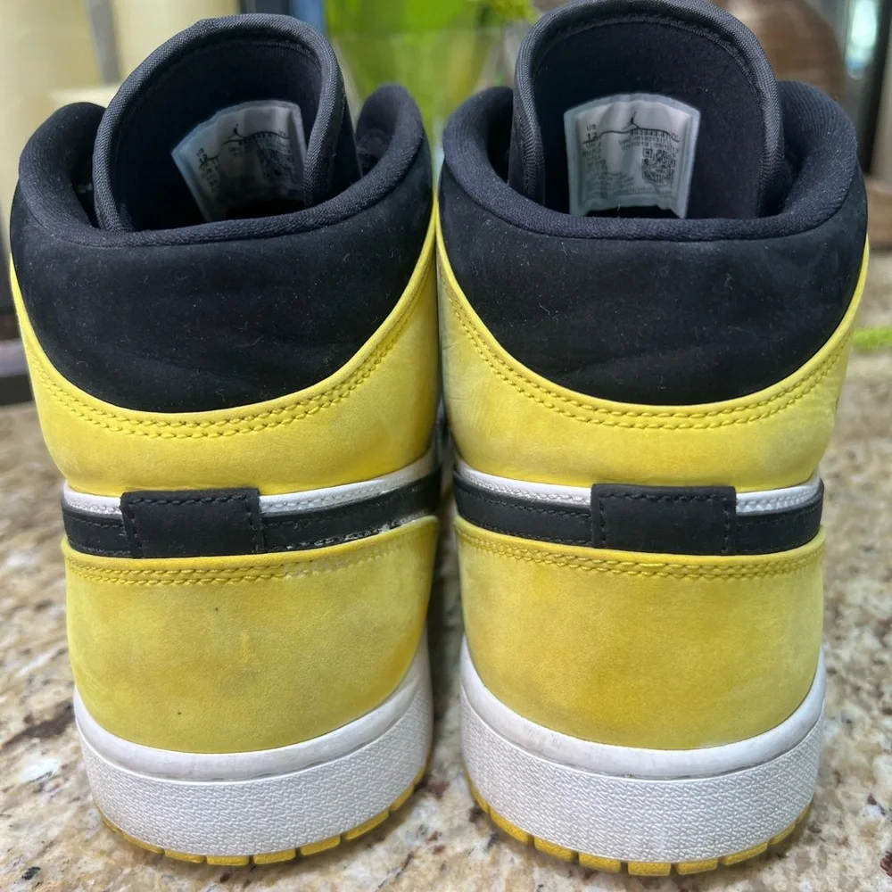 ⚡️Flash Sale⚡️JORDAN 1 Mid Yellow Toe Black Sneakers 12